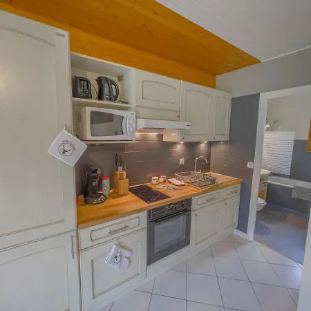 Escale Les Airelles Du Rez De Jardin Appartement